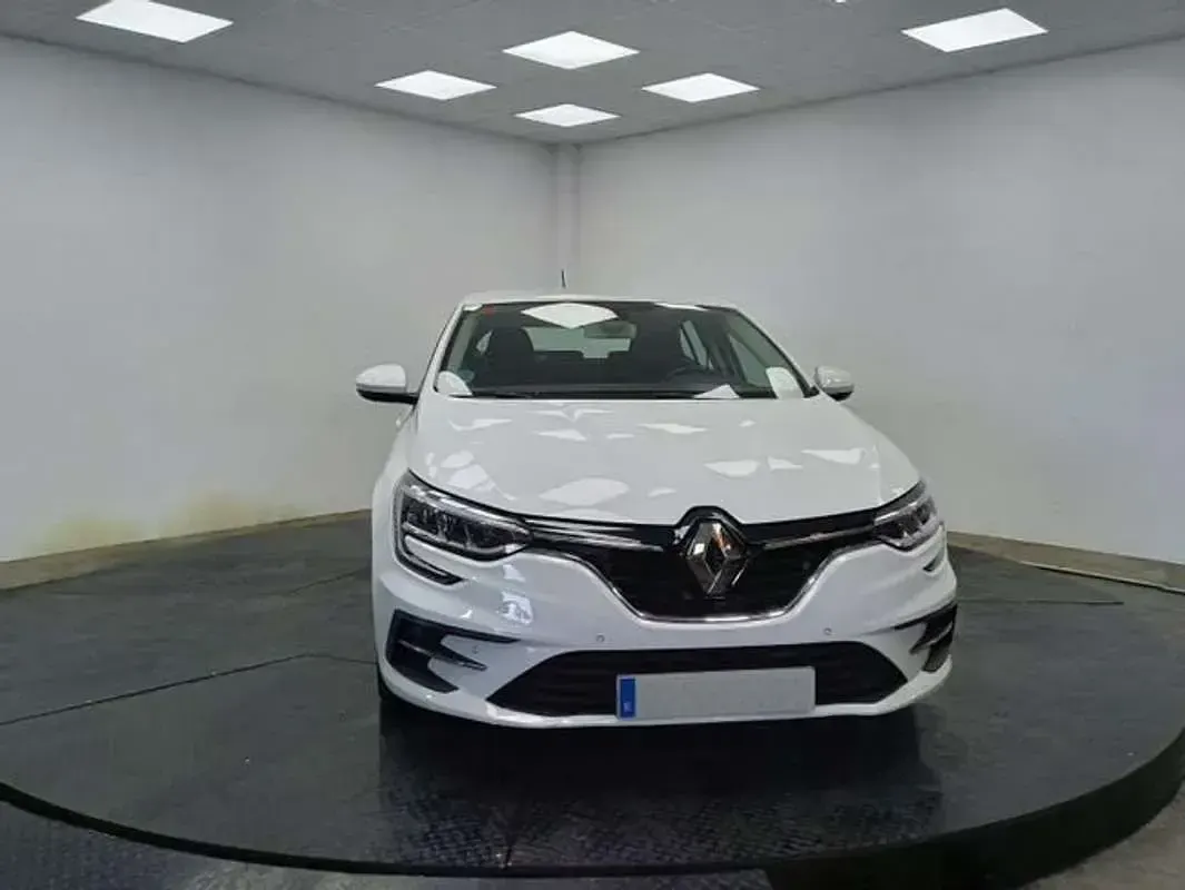 Usado Renault Mégane IV Life 116 CV (85 kW) 2021 Blanco Utilitario