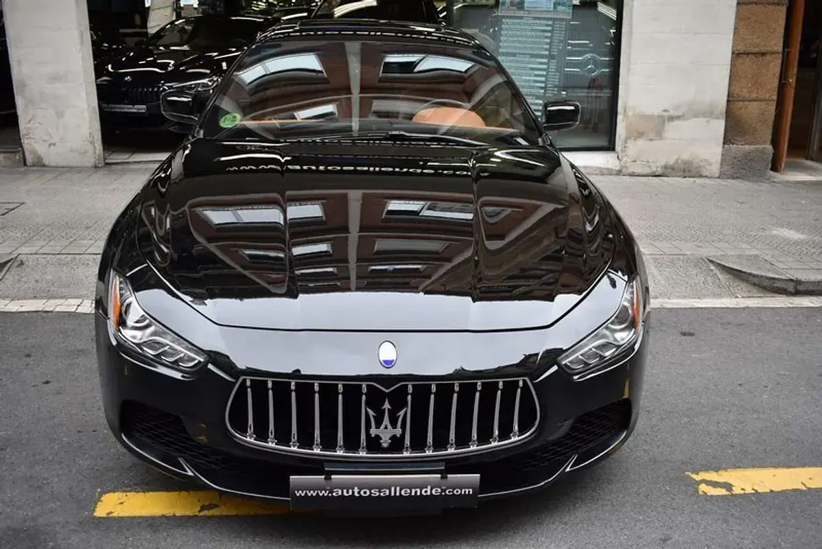 Usado Maserati Ghibli 330 CV (242 kW) 2015 Negro Berlina