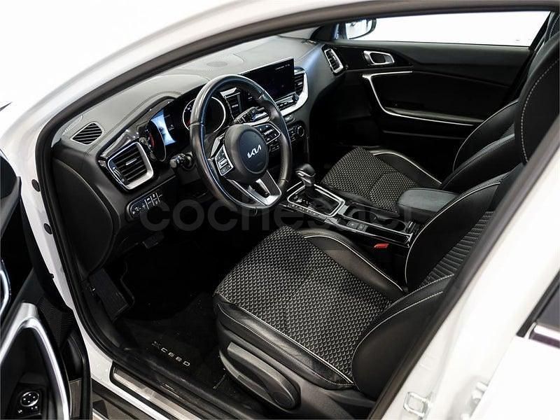 Usado Kia XCeed 160 CV (117 kW) 2023 Blanco SUV