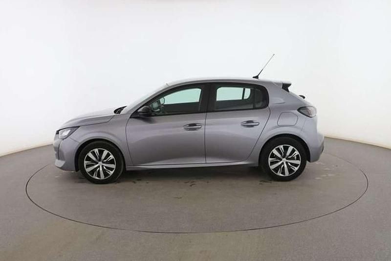 Usado Peugeot 208 Active 75 CV (55 kW) 2023 Gris Utilitario