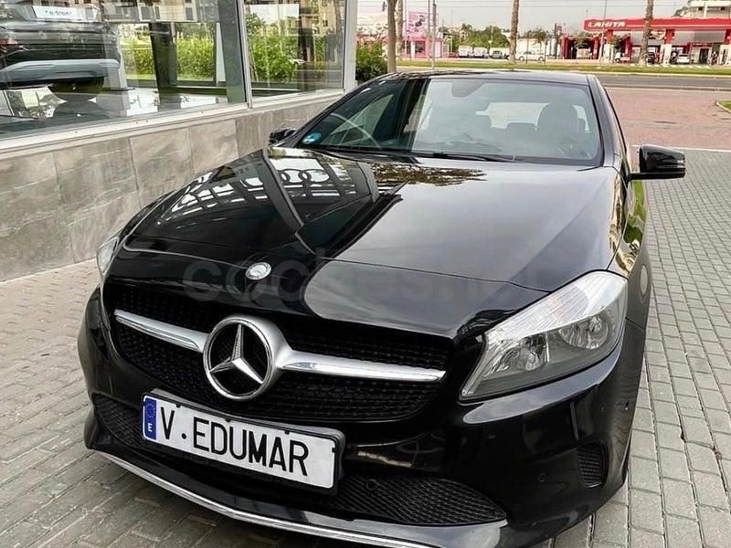 Usado Mercedes A200 Urban 136 CV (100 kW) 2016 Negro Berlina