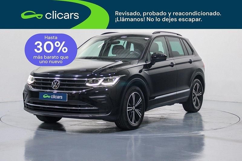 Usado VW Tiguan Life 150 CV (110 kW) 2023 Negro SUV