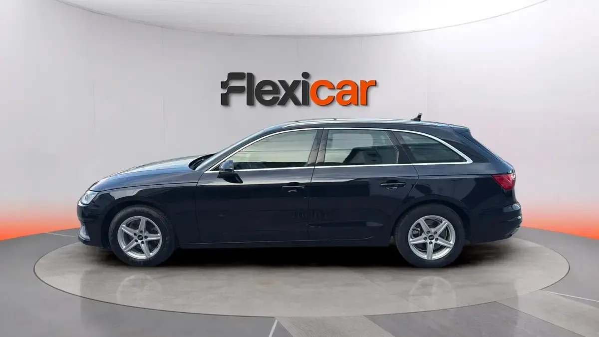 Usado Audi A4 Advanced Plus 150 CV (110 kW) 2023 Negro Familiar