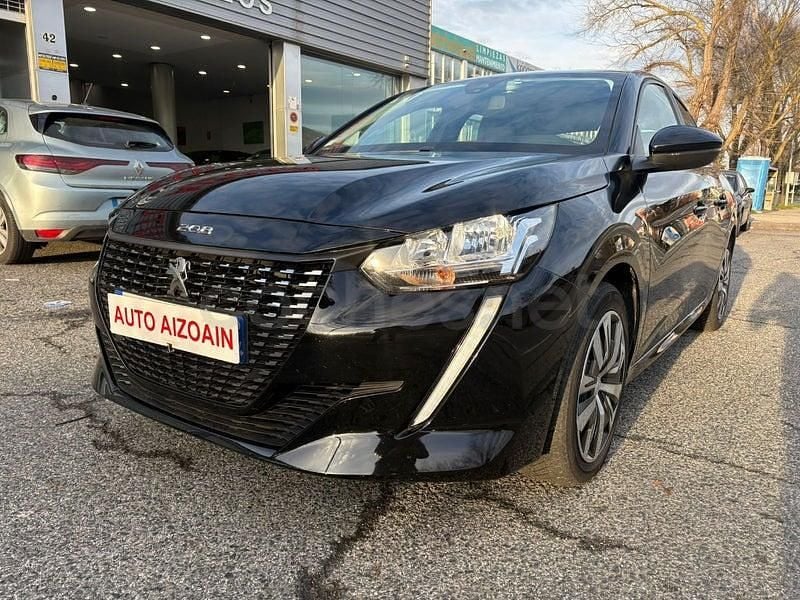 Usado Peugeot 208 Active 100 CV (73 kW) 2023 Negro Utilitario