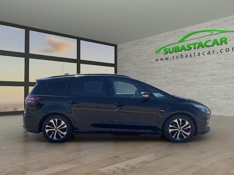 Usado Ford S-MAX ST-Line 190 CV (139 kW) 2021 Negro Monovolumen