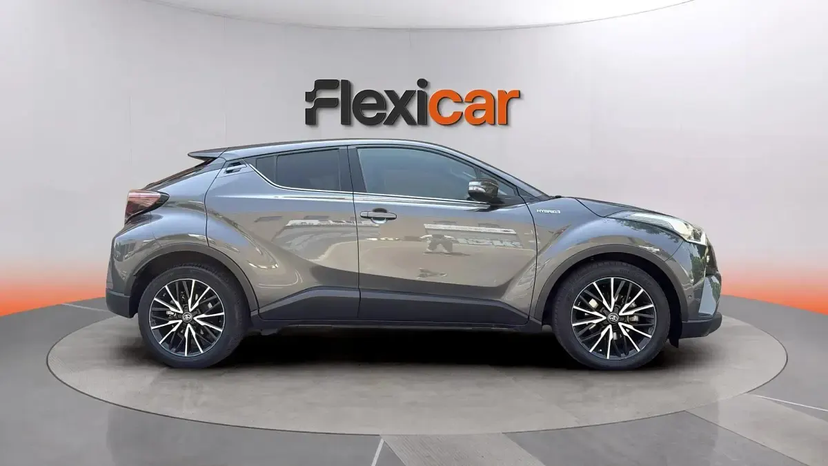 Usado Toyota C-HR Advance 122 CV (89 kW) 2018 Gris SUV