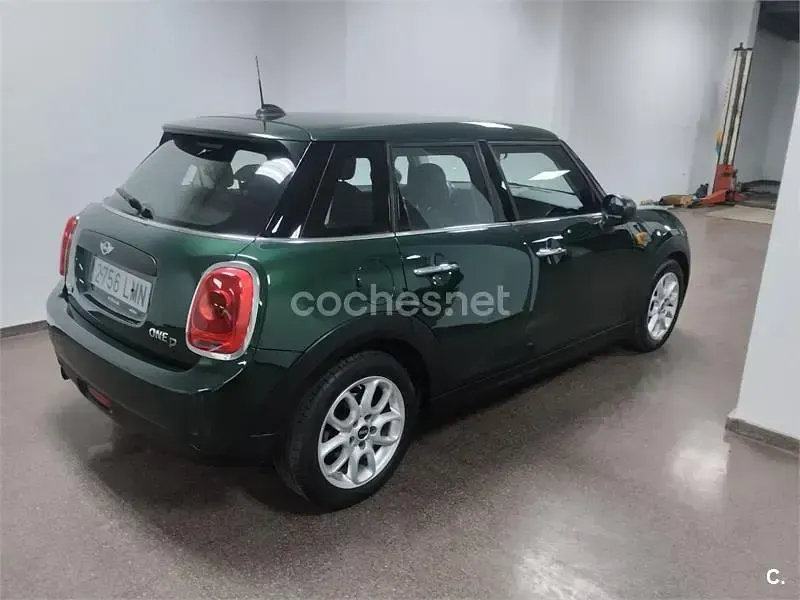 Usado Mini Cooper D 116 CV (85 kW) 2015 Beige Utilitario