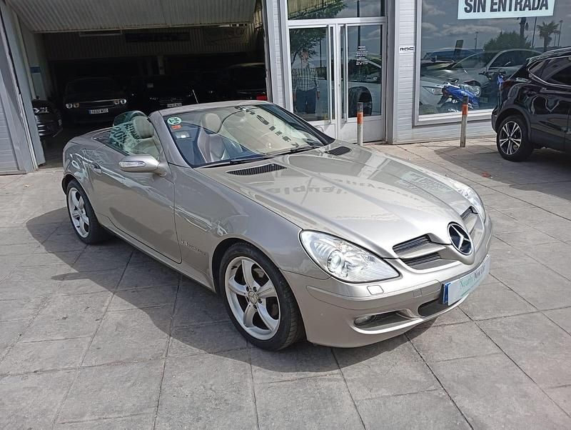 Usado Mercedes SLK200 163 CV (119 kW) 2004 Marrón Descapotable