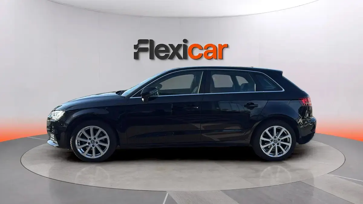 Usado Audi A3 Premium 110 CV (80 kW) 2017 Negro Berlina