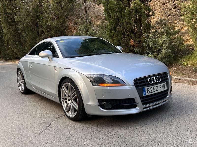 Usado Audi TT Ambiente 200 CV (147 kW) 2007 Gris / plata Coupe