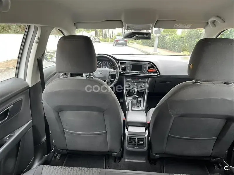 Usado Seat Leon ST Reference 105 CV (77 kW) 2015 Blanco Familiar