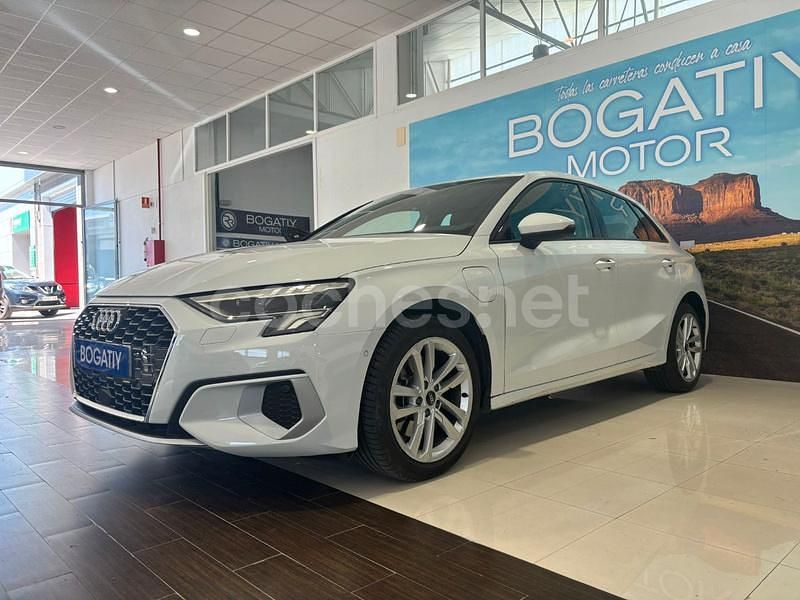 Blanco Usado 2021 Audi A3 Sportback e-tron Advanced Plus Berlina | 25.532 € (Precio justo) - Imagen 1/4