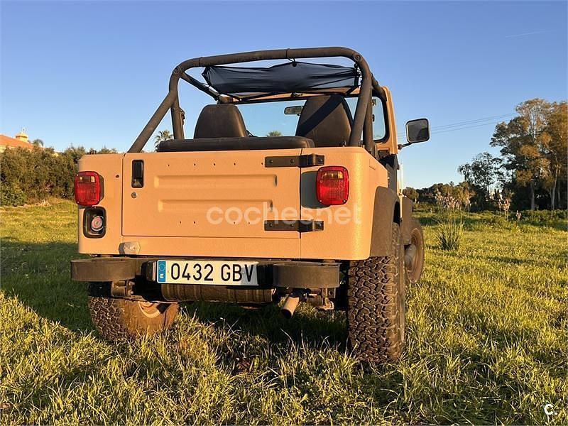 Usado Jeep Wrangler 121 CV (88 kW) 1991 Beige SUV
