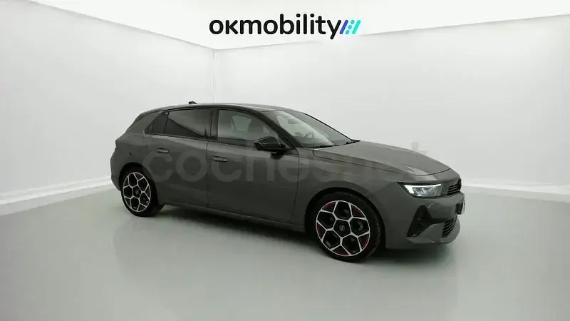 Usado Opel Astra 130 CV (95 kW) 2022 Gris / plata Utilitario