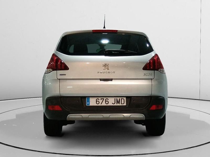 Usado Peugeot 3008 Style 131 CV (96 kW) 2016 Gris SUV