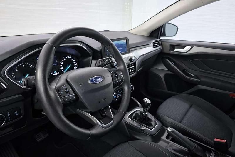 Usado Ford Focus Trend 95 CV (69 kW) 2019 Blanco Utilitario