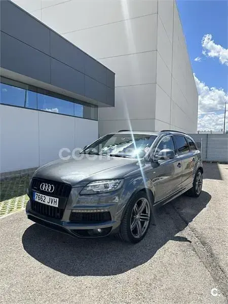 Usado Audi Q7 Ambition 245 CV (180 kW) 2014 Gris / plata SUV
