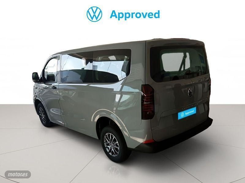 Usado VW Caravelle 150 CV (110 kW) 2025 Gris claro Van