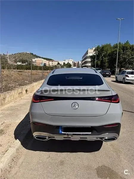 Usado Mercedes GLC200 197 CV (144 kW) 2024 Gris / plata SUV