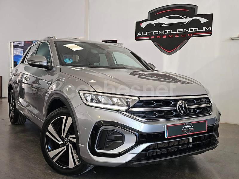 Gris / plata Usado 2022 VW T-Roc R-line SUV | 26.900 € (Precio justo) - Imagen 1/4