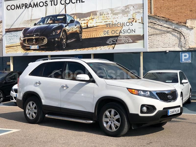 Blanco Usado 2011 Kia Sorento SUV | 9990 € (Precio justo) - Imagen 1/4