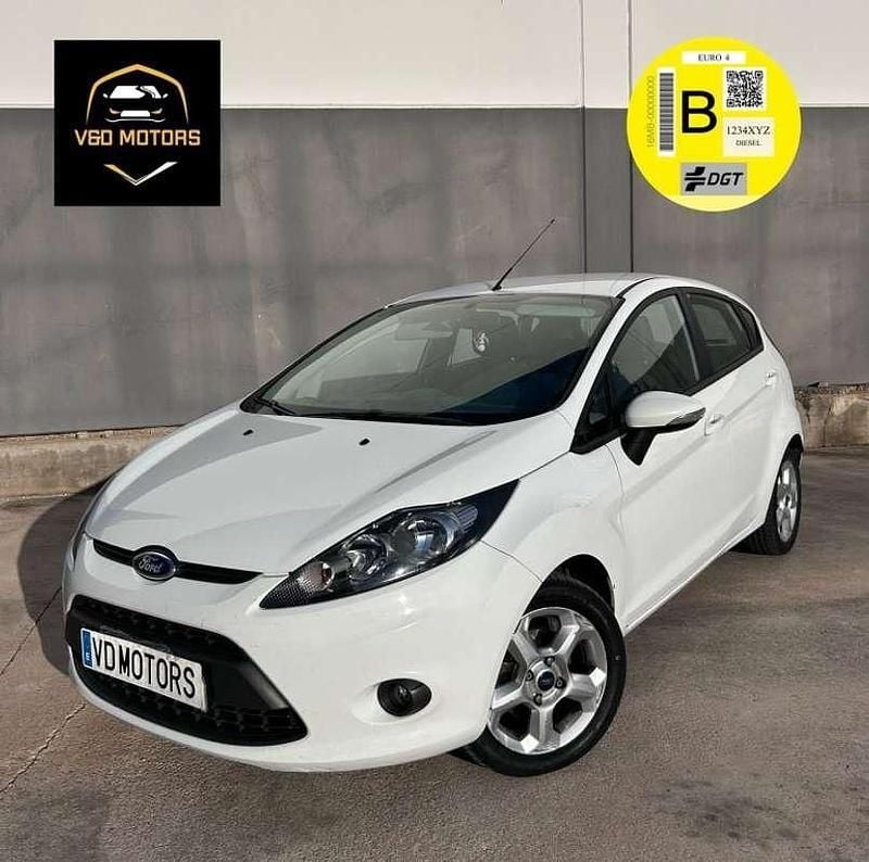 Blanco Usado 2009 Ford Fiesta Ambiente Utilitario | 4990 € (Precio justo) - Imagen 1/4