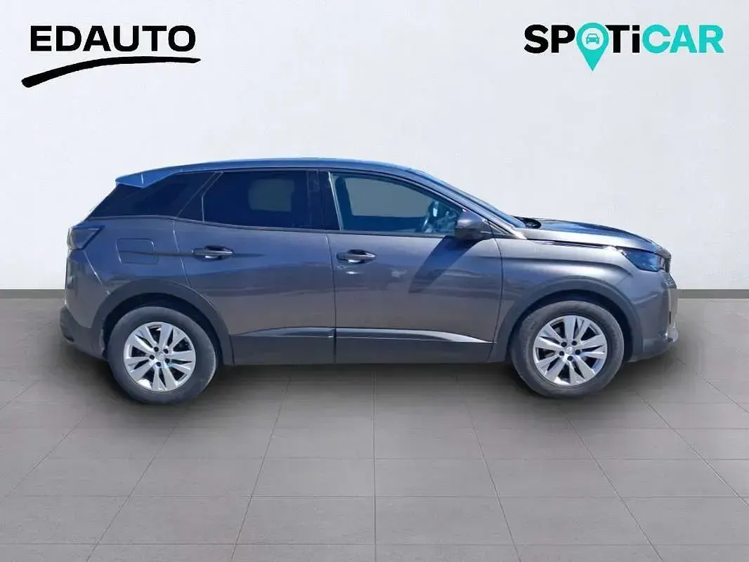 Usado Peugeot 3008 Access 131 CV (96 kW) 2020 Gris SUV