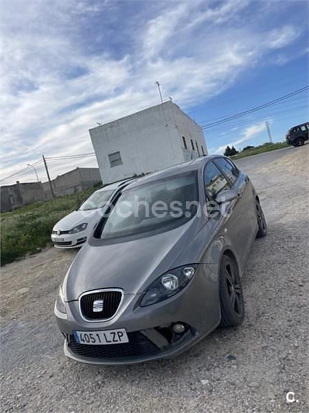 Usado Seat Altea FR 170 CV (125 kW) 2007 Gris / plata Monovolumen