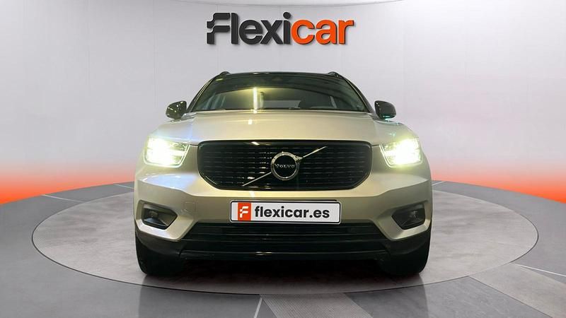 Usado Volvo XC40 R-Design 190 CV (139 kW) 2018 Gris SUV