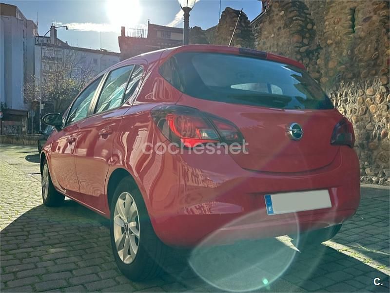Usado Opel Corsa Selective 90 CV (66 kW) 2015 Rojo Berlina