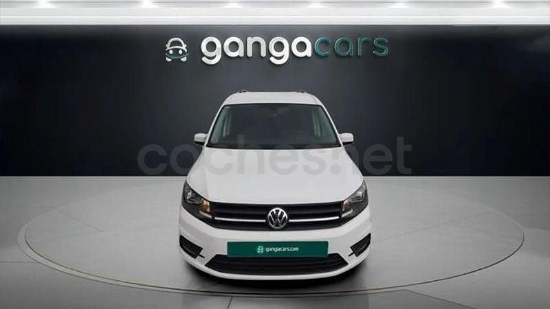 Usado VW Caddy Trendline 131 CV (96 kW) 2021 Blanco Monovolumen