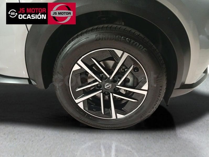 Usado Nissan Juke N-Connecta 114 CV (83 kW) 2025 Gris / plata SUV