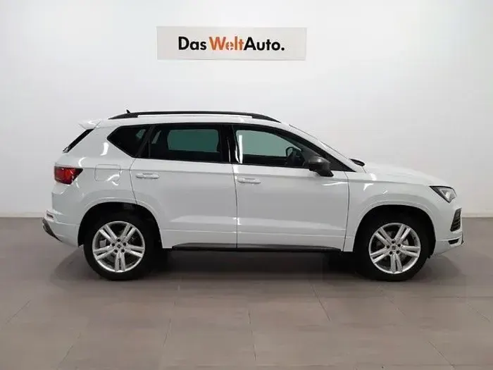 Usado Seat Ateca FR 150 CV (110 kW) 2025 Blanco SUV