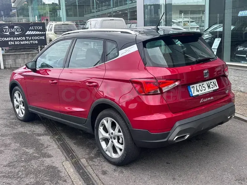 Usado Seat Arona FR 115 CV (84 kW) 2024 Rojo SUV