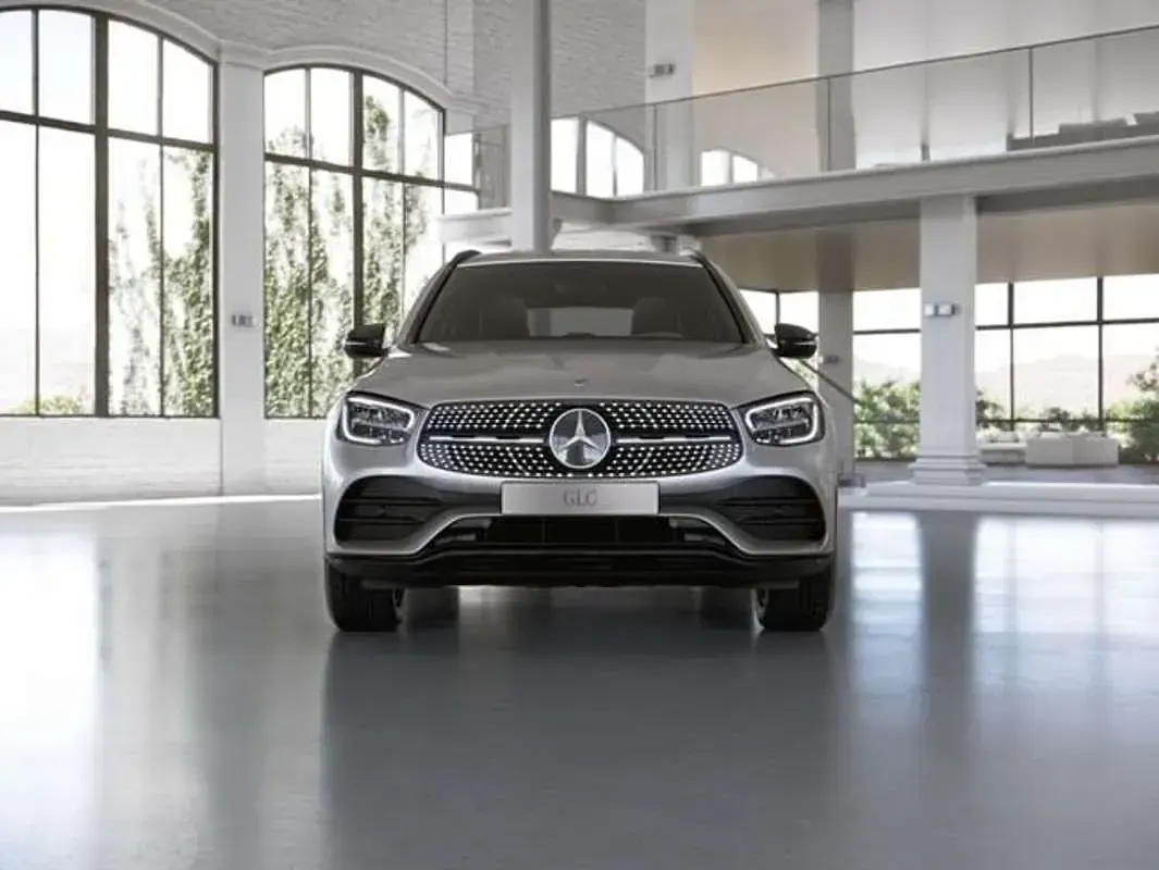 Usado Mercedes GLC220 170 CV (125 kW) 2022 Plateado SUV