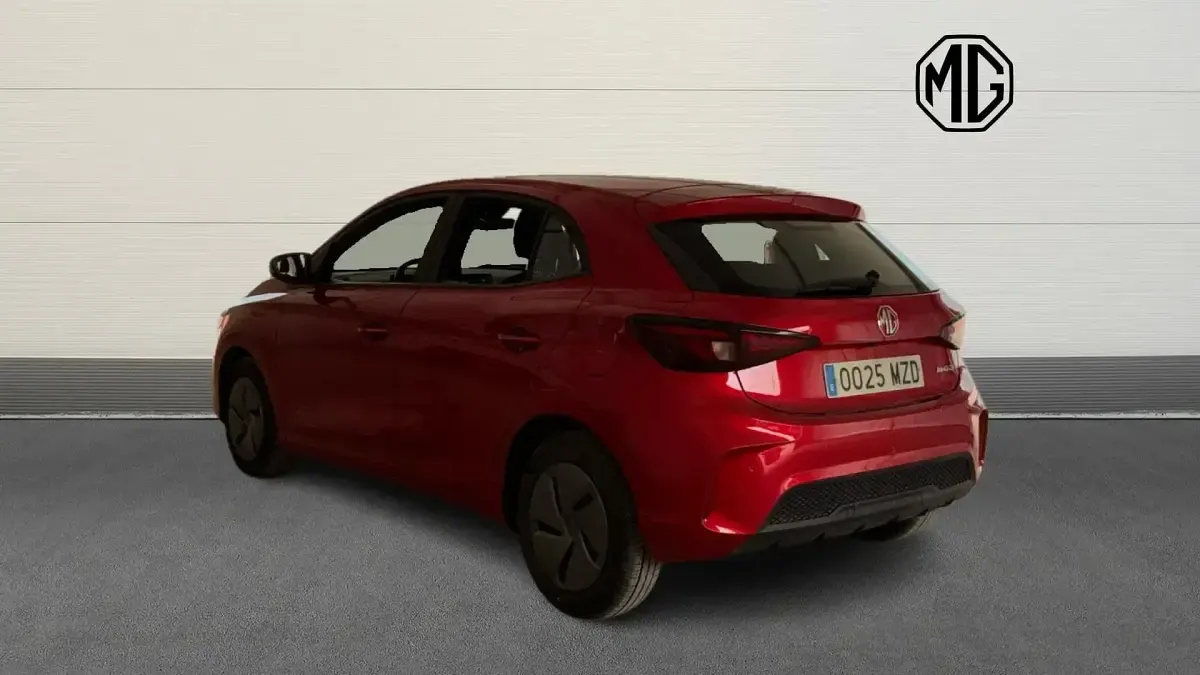 Usado MG MG3 116 CV (85 kW) 2025 Rojo Utilitario