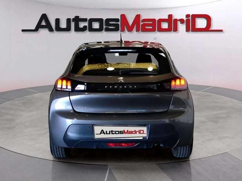 Usado Peugeot 208 Active 102 CV (75 kW) 2021 Gris Utilitario