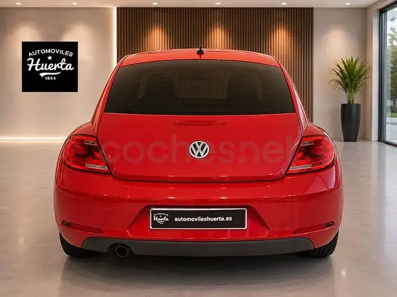Usado VW Beetle Design 105 CV (77 kW) 2013 Rojo Utilitario