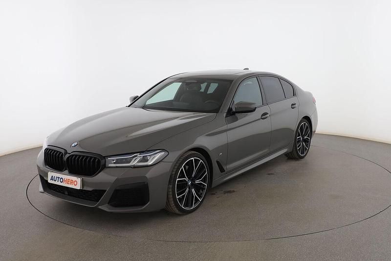 Gris Usado 2021 BMW 530 M Sport Berlina | 33.599 € (Caro) - Imagen 1/3