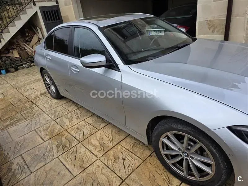 Używany BMW 330e 292 KM (214 kW) 2021 Szary Sedan/Limuzyna