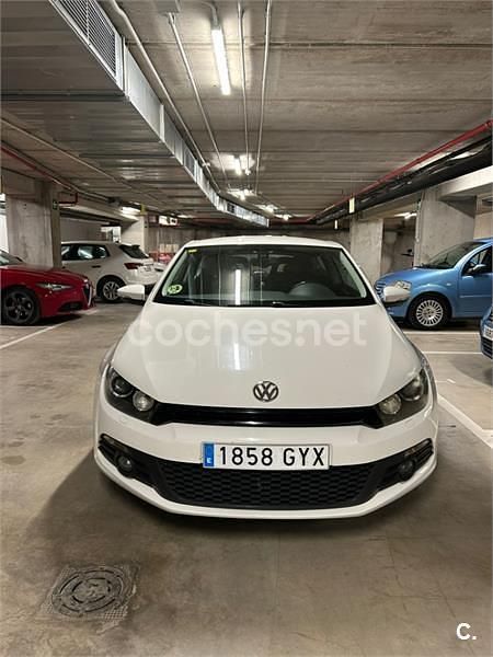 Usado VW Scirocco 140 CV (102 kW) 2010 Blanco Coupe