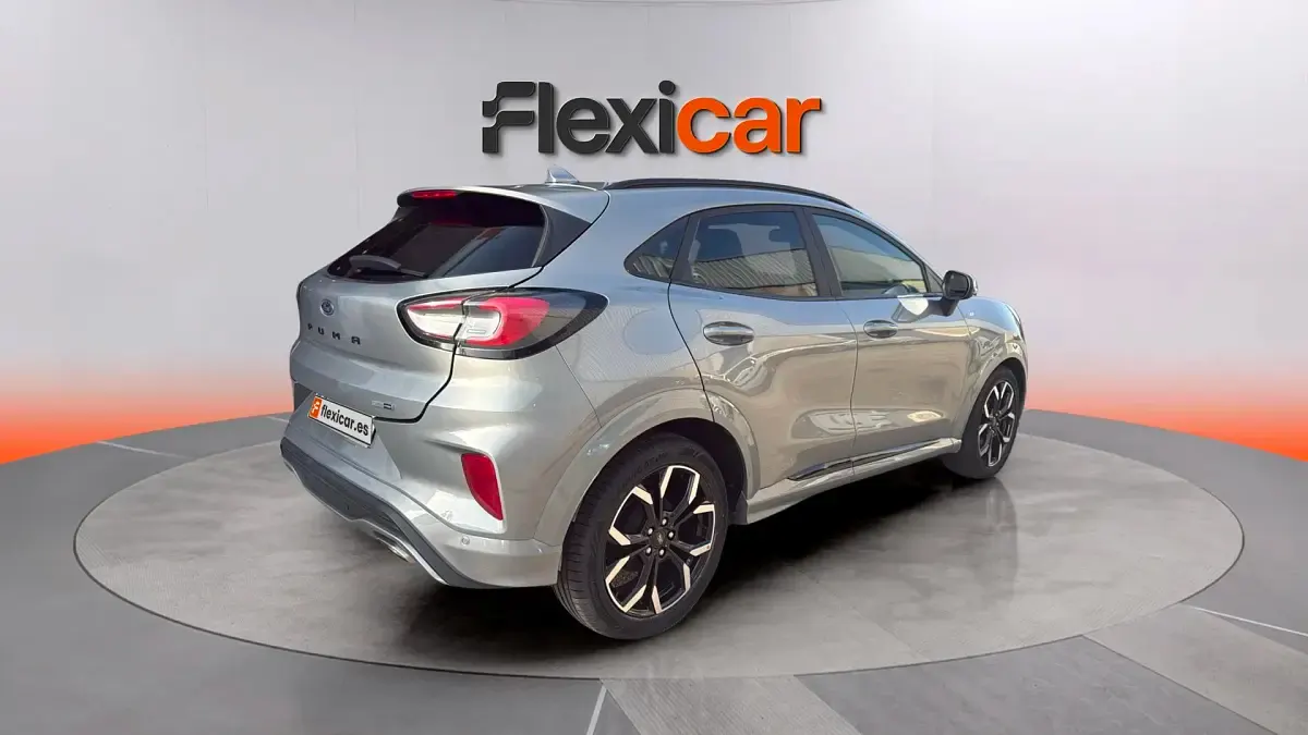 Usado Ford Puma ST-Line 125 CV (91 kW) 2023 Gris SUV
