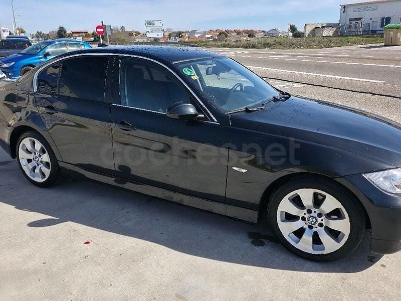 Usado BMW 325 218 CV (160 kW) 2007 Negro Berlina