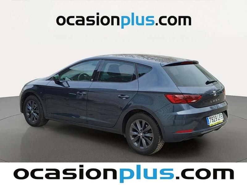 Usado Seat Leon Style 116 CV (85 kW) 2020 Gris Utilitario