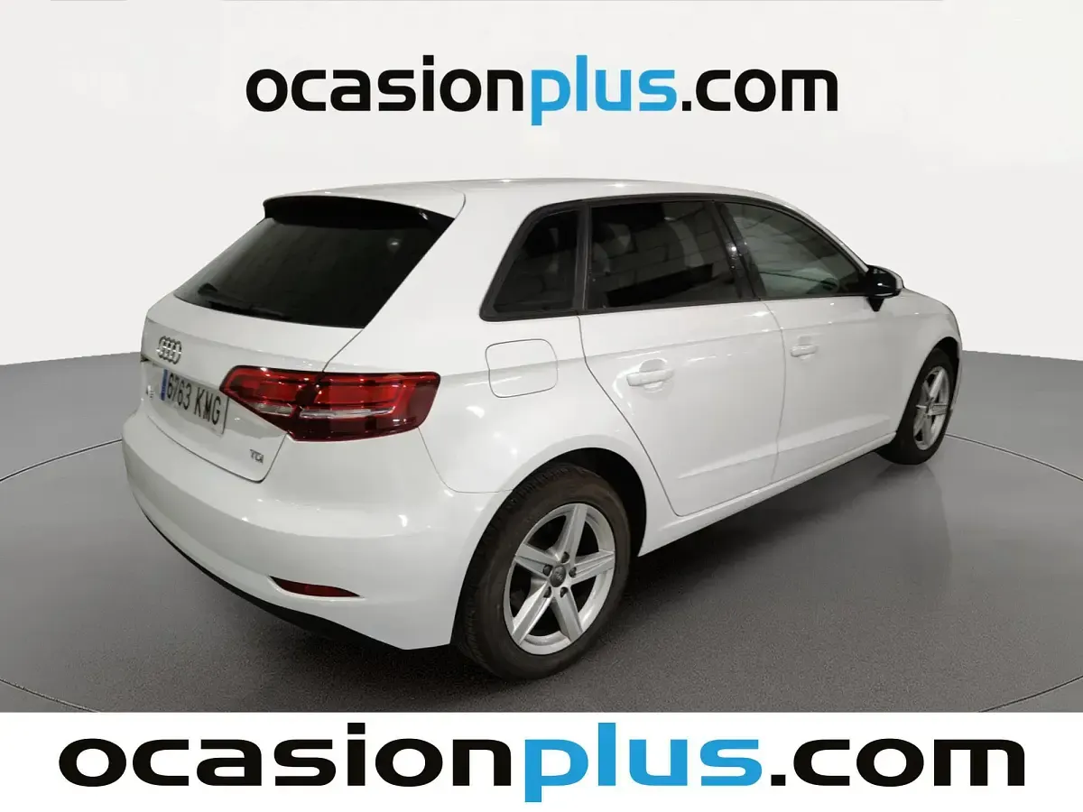 Usado Audi A3 116 CV (85 kW) 2018 Berlina