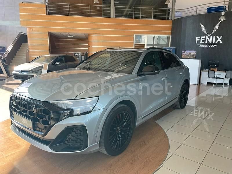 Plateado Usado 2024 Audi Q8 SUV | 78.000 € (Caro) - Imagen 1/4