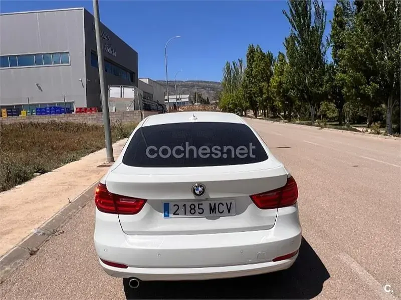 Occasion BMW 320 Gran Turismo 184 ch (135 kW) 2014 Blanc Berline