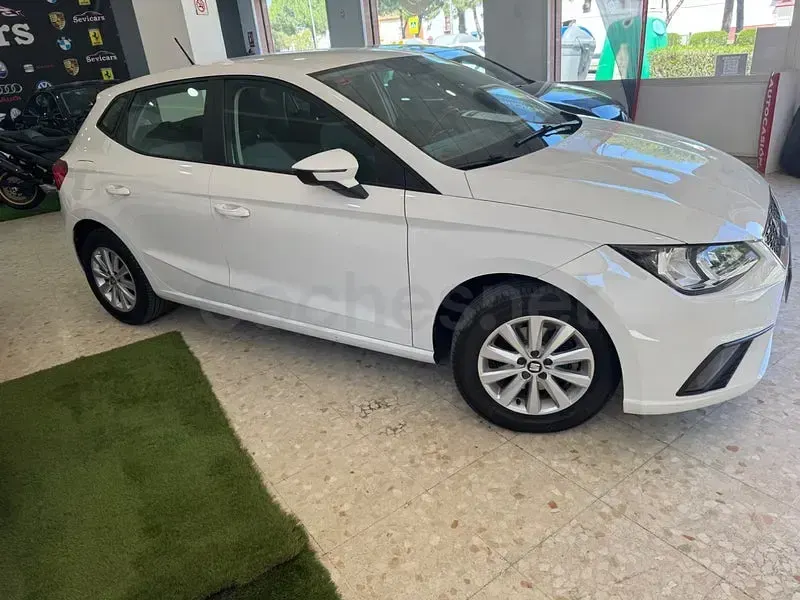 Usado Seat Ibiza Style 95 CV (69 kW) 2019 Blanco Utilitario