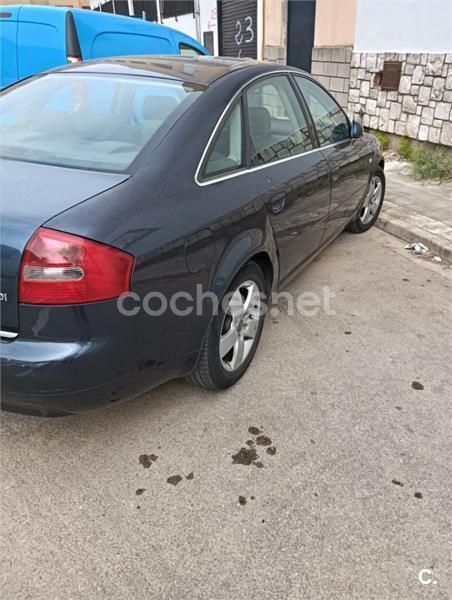 Usado Audi A6 163 CV (119 kW) 2003 Negro Familiar
