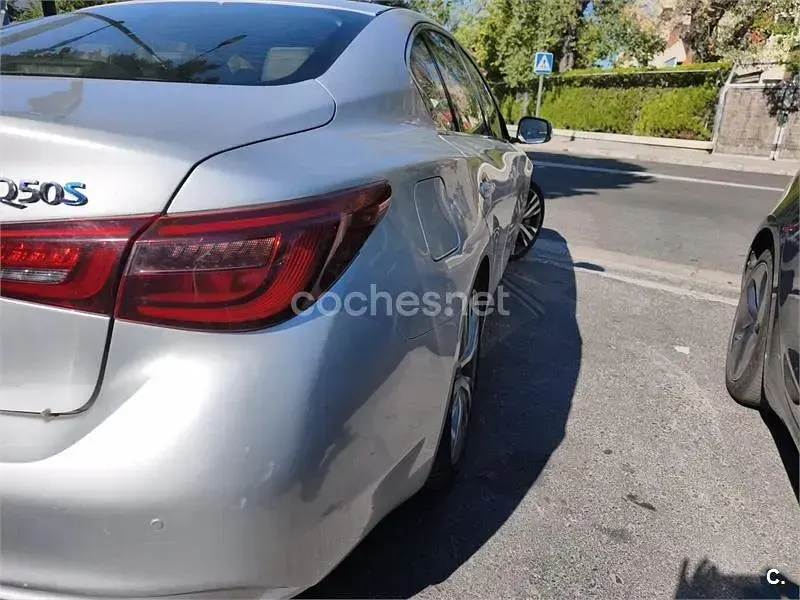 Usado Infiniti Q50 Sport Tech 364 CV (267 kW) 2019 Gris / plata Berlina